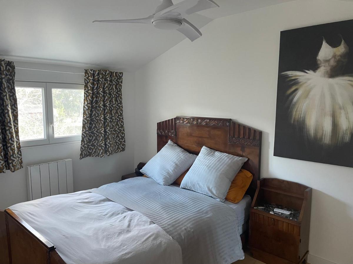 Bed and Breakfast Les Terrasses Des Gardies Pignan Exterior foto