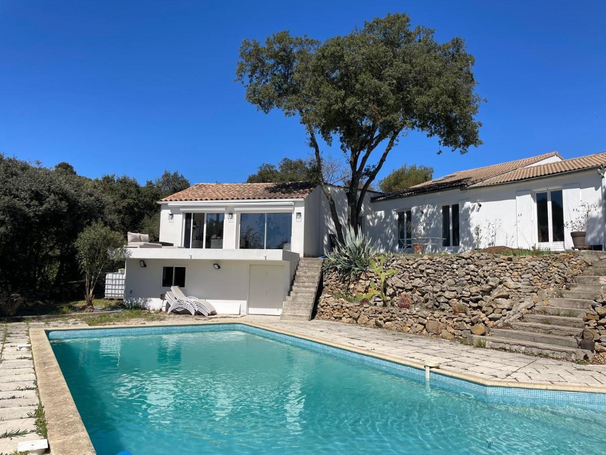 Bed and Breakfast Les Terrasses Des Gardies Pignan Exterior foto