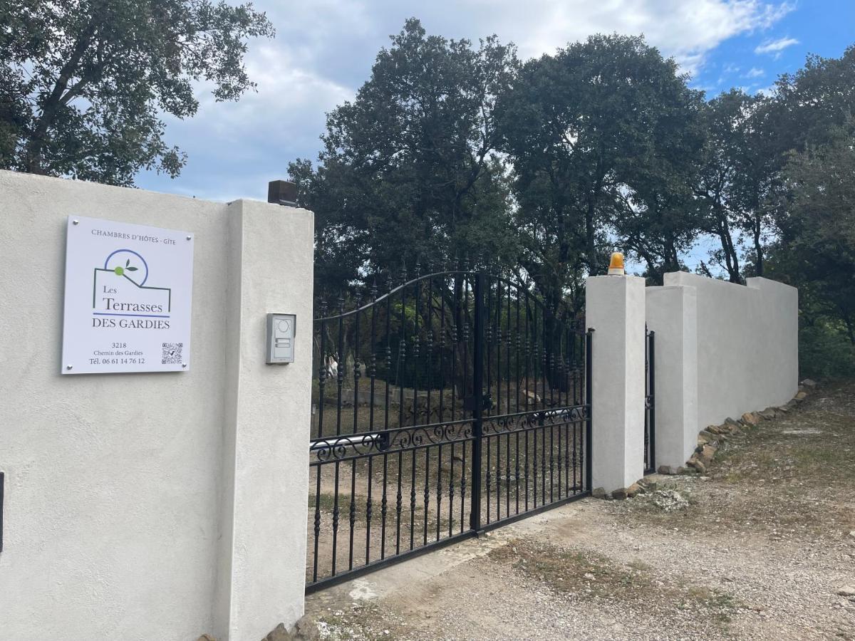 Bed and Breakfast Les Terrasses Des Gardies Pignan Exterior foto