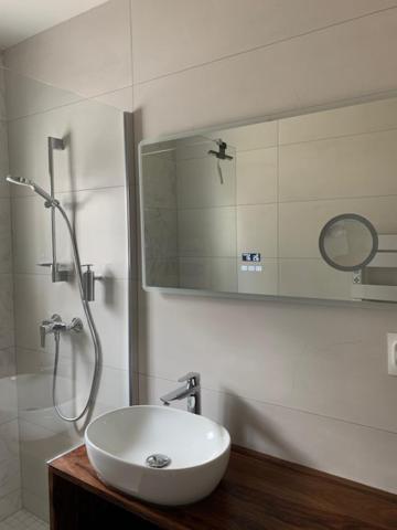 Bed and Breakfast Les Terrasses Des Gardies Pignan Exterior foto